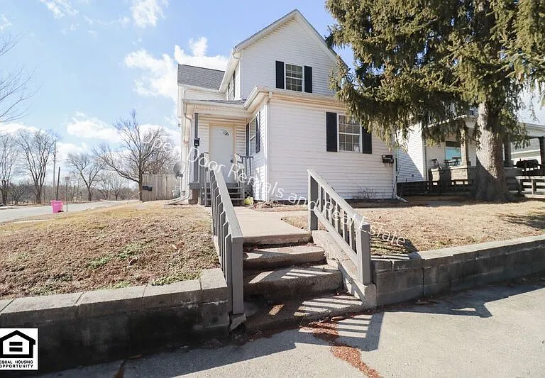 236 S Grant St #D — Photo 1