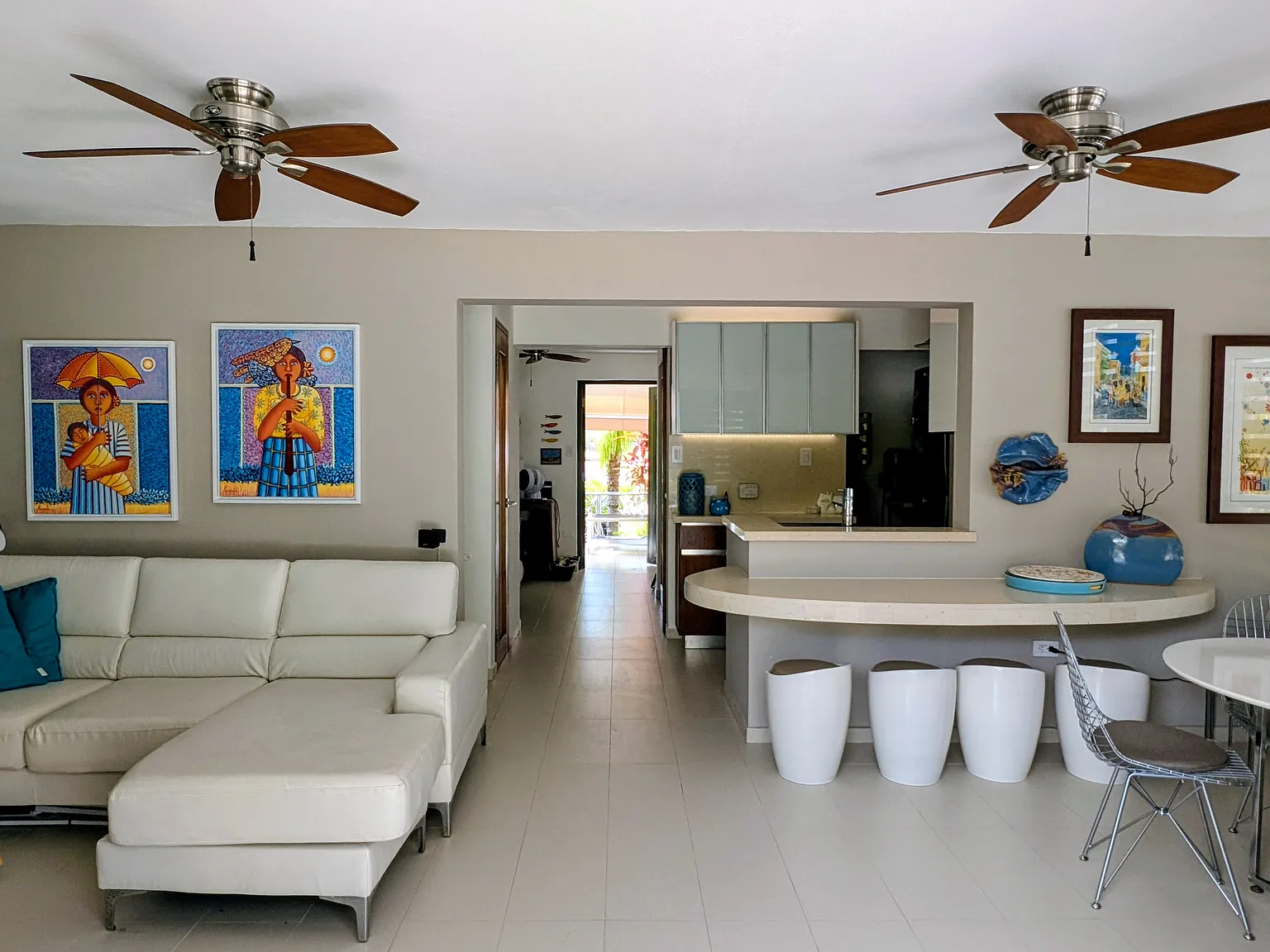 3 bed, 2.5 bath, 1600 sqft, $4,000 — Photo 4