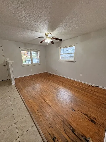 3125 Carlton Ave — Photo 4