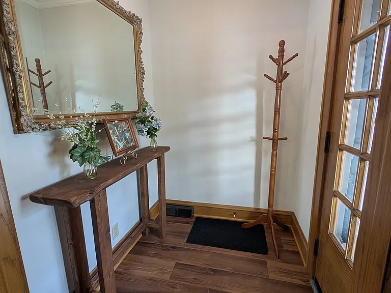2408 Green St #1 — Photo 2