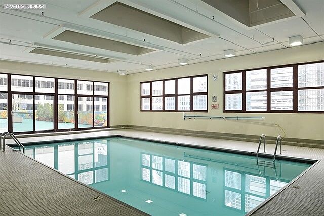 2nd image of 200 N Dearborn St Unit 2604