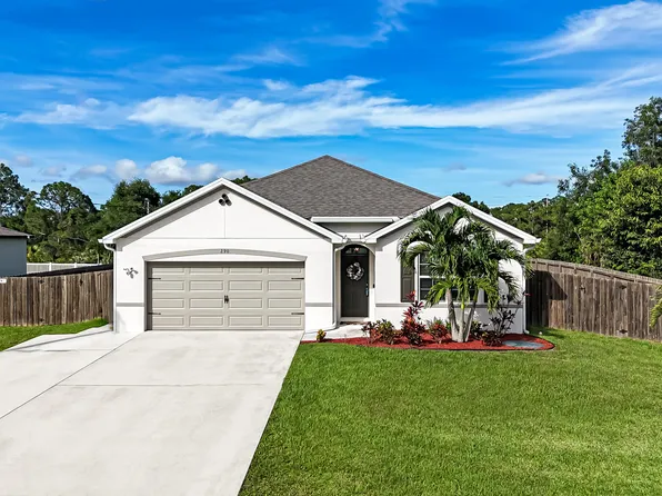 290 SW Ridgecrest Drive, Port St Lucie, FL 34953