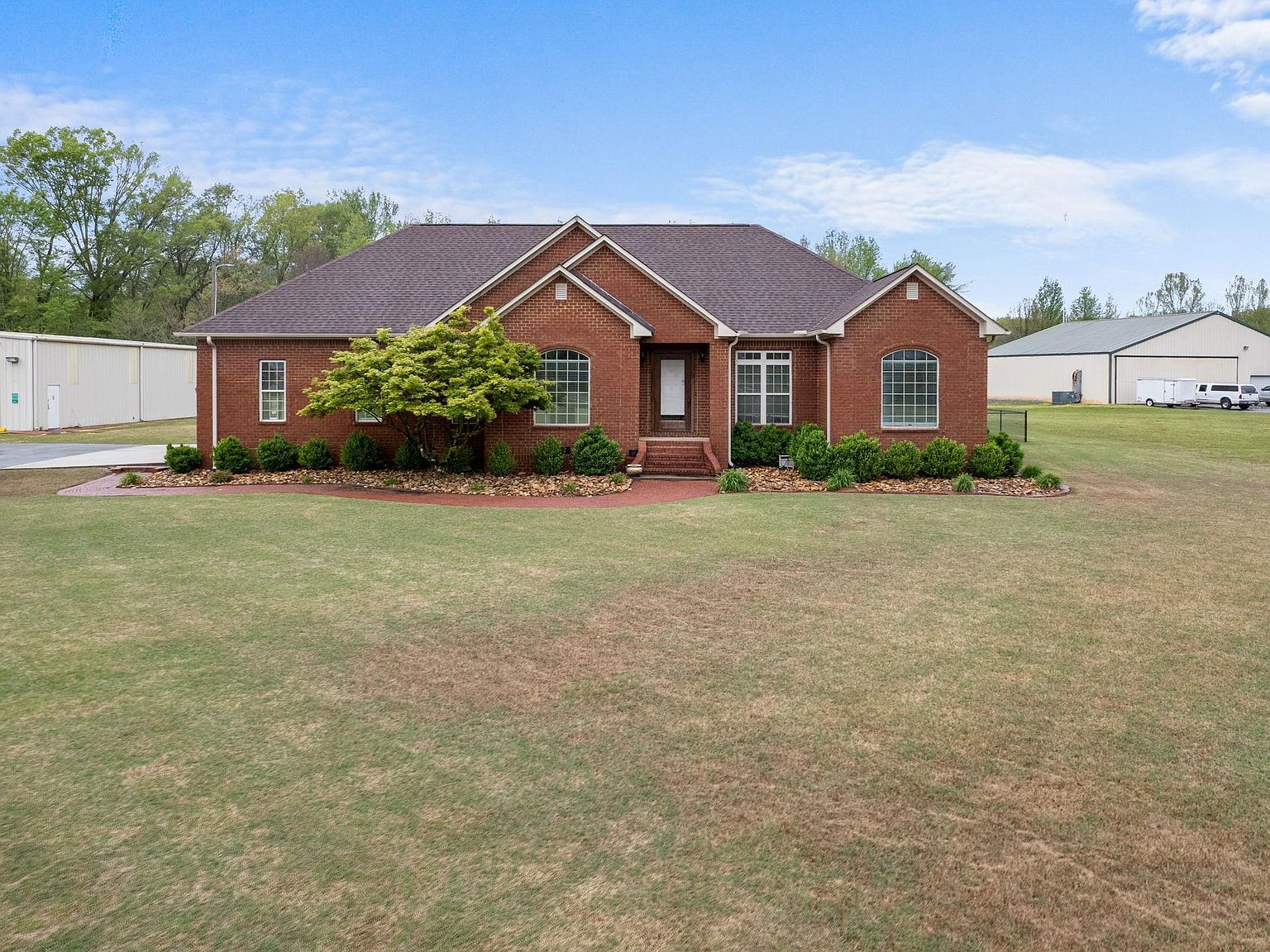 445 Aviator Ln, Tuscumbia, AL 35674 Zillow
