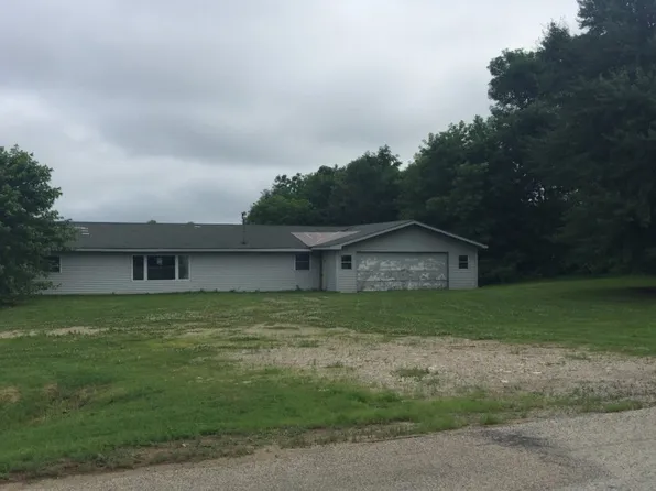 W11687 Fletcher Rd, Ripon, WI 54971