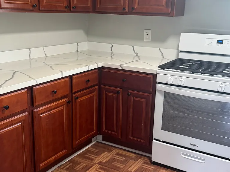 300B Terrace Ave — Photo 1