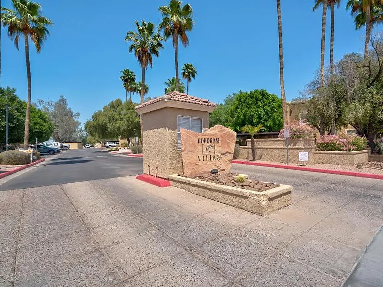 Hohokam Villas — Photo 19