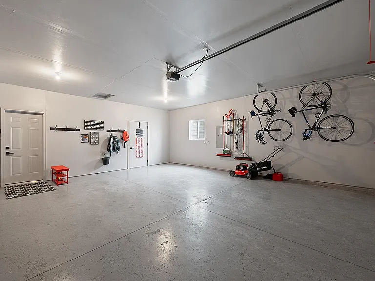 5402 S Bahnson Ave — Photo 16