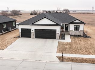 5324 42nd St, Columbus, NE 68601