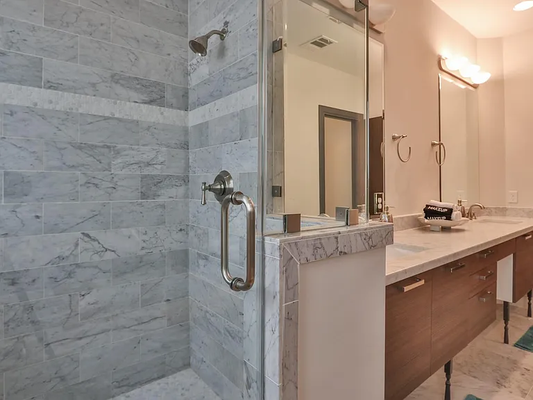 4114 Driscoll St — Photo 27