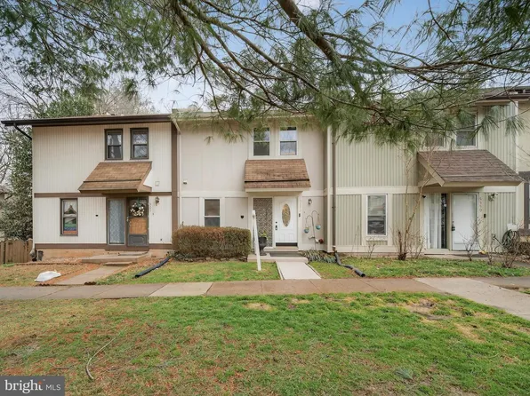 5552 Peppercorn Dr, Burke, VA 22015