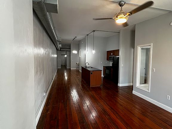 5th image of 36 Strawberry St #54