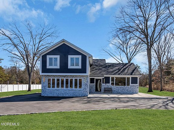 4th image of 64 Stevens Road