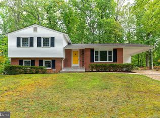 6413 Rivington Rd, Springfield, VA 22152