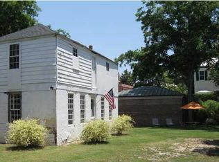 36 King St APT C, Charleston, SC 29401