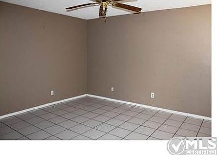 3rd image of 3416 Billet Hill St