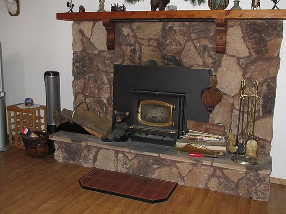 2nd image of 670 Pine Ln
