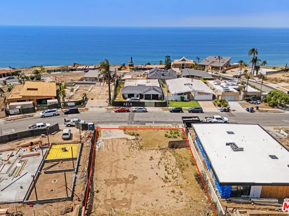 18439 Wakecrest Dr, Malibu, CA 90265