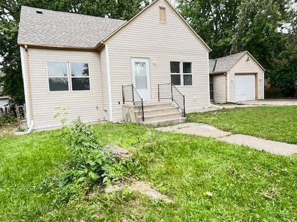 1625 3rd St E, Saint Paul, MN 55106