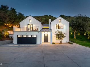 2950 Oak Glen Rd, Glendale, CA 91208