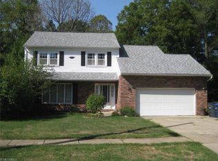1708 Karg Dr, Akron, OH 44313