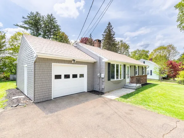 121 Woodland Avenue, Gilford, NH 03249
