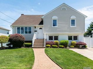 3019 Verity Ln, Baldwin, NY 11510