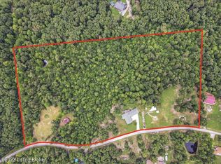 560 Timberline Dr, Shepherdsville, KY 40165