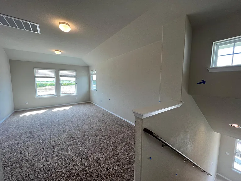 230 Delta Crst — Photo 7