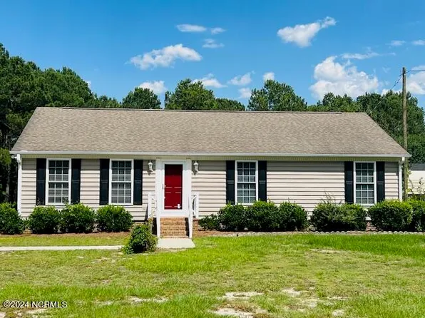 150 Wallace Lane, Clinton, NC 28328
