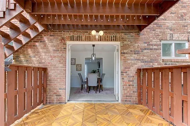 5513 Kingsport Dr — Photo 2