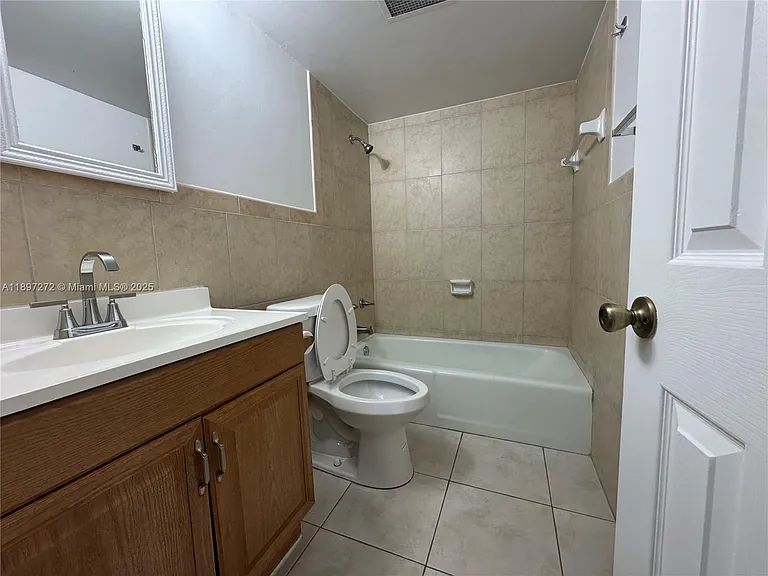8315 SW 72nd Ave #101B — Photo 11