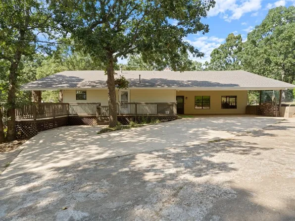 807 Paradise Ln, Huntsville, AR 72740