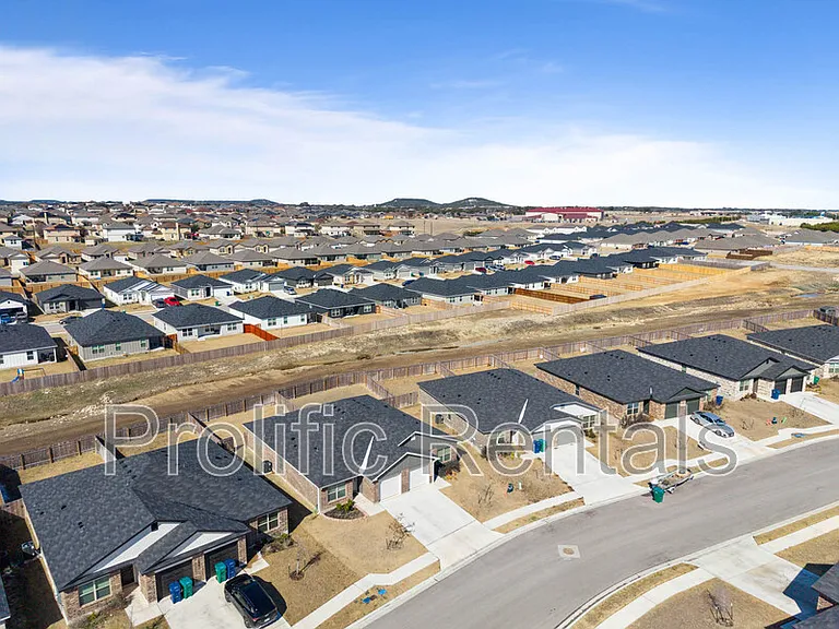 1254 Lehmann Dr #A — Photo 24