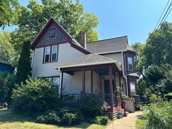 939 Jenifer St APT 1, Madison, WI 53703