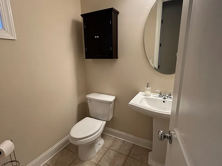2413 Tenor Ln — Photo 10