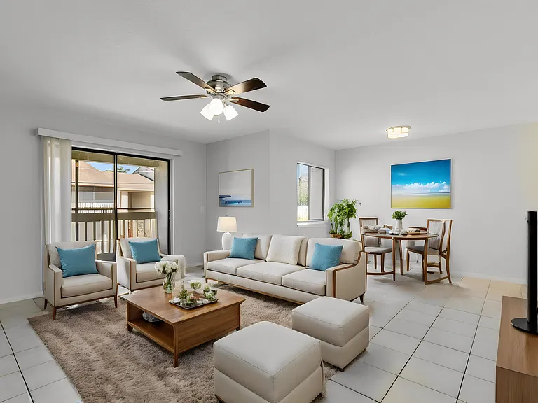 1040 S Buena Vista Dr — Photo 1