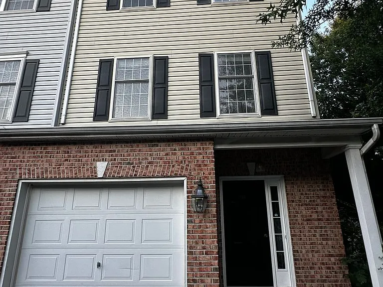 131 Pumpkin Patch Ln — Photo 1