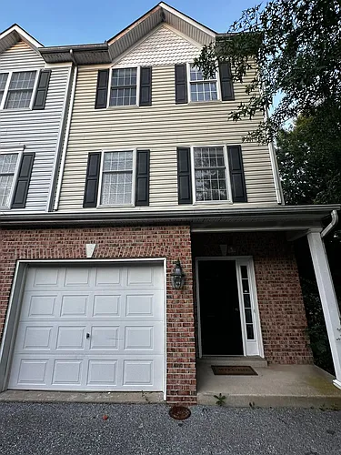 131 Pumpkin Patch Ln Photo 1 131 Pumpkin Patch Ln Photo 1