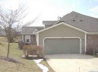 550 Houghton Rd, Sagamore Hills, OH 44067