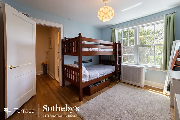 Sold by Terrace Sotheby's International Realty | media 11