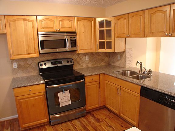 New Kitchen Cabinets, New Appliances, New Granite, New Hardwood Floors!