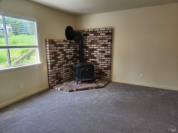 2nd image of 27560 Poppy Drive