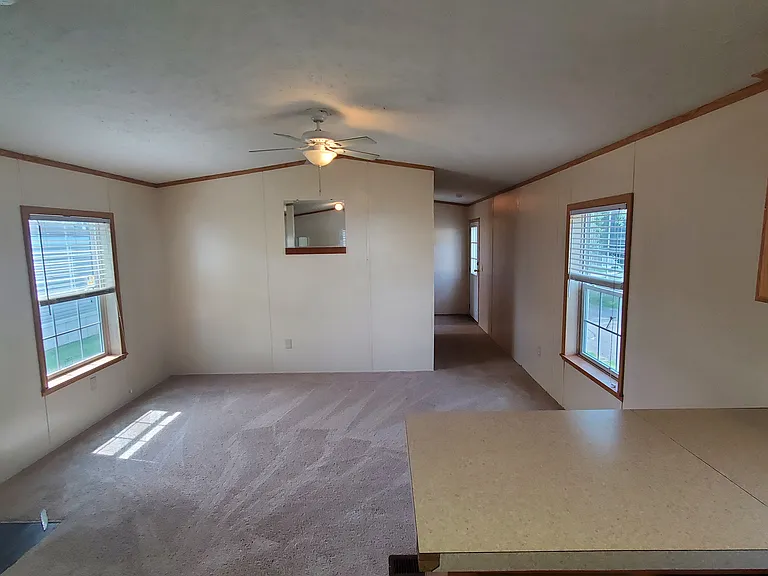 337 Thompson Rd #B01 — Photo 4