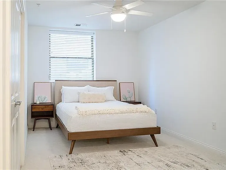 350 N Meridian St #508 — Photo 15
