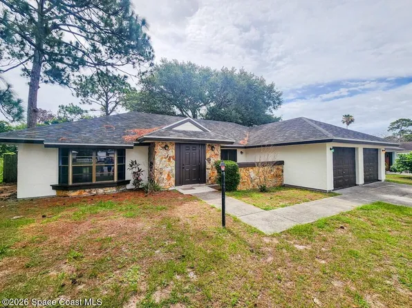 1345 Coral Reef Ave NW, Palm Bay, FL 32907