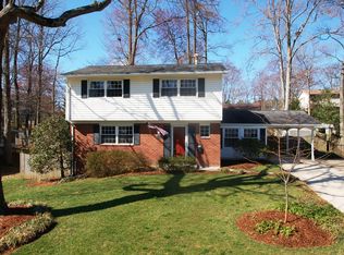 5516 Ventnor Ln, Springfield, VA 22151