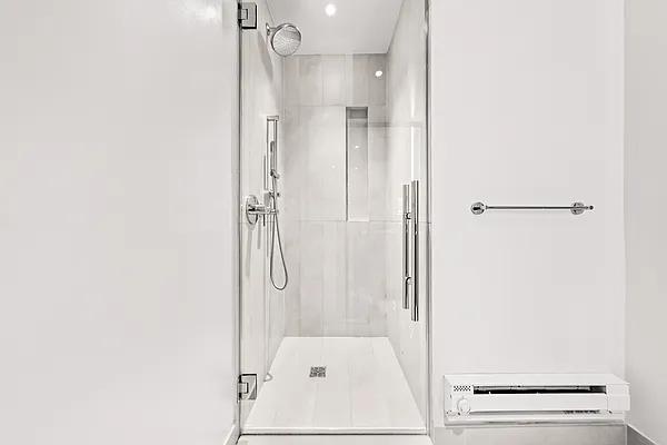 Rented by REAL New York | media 5