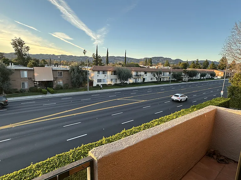 7826 Topanga Canyon Blvd #309 — Photo 18