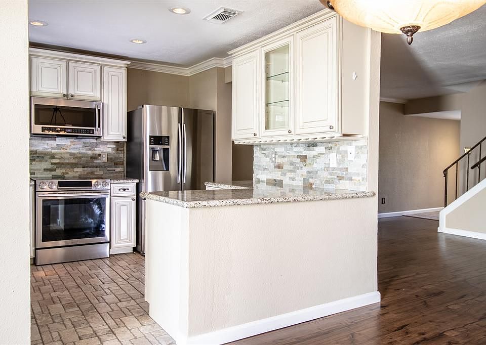 1st image of 14515 Wunderlich Dr Unit 605
