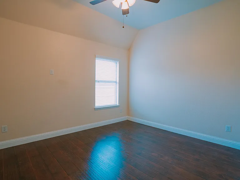 3240 Paseo — Photo 31